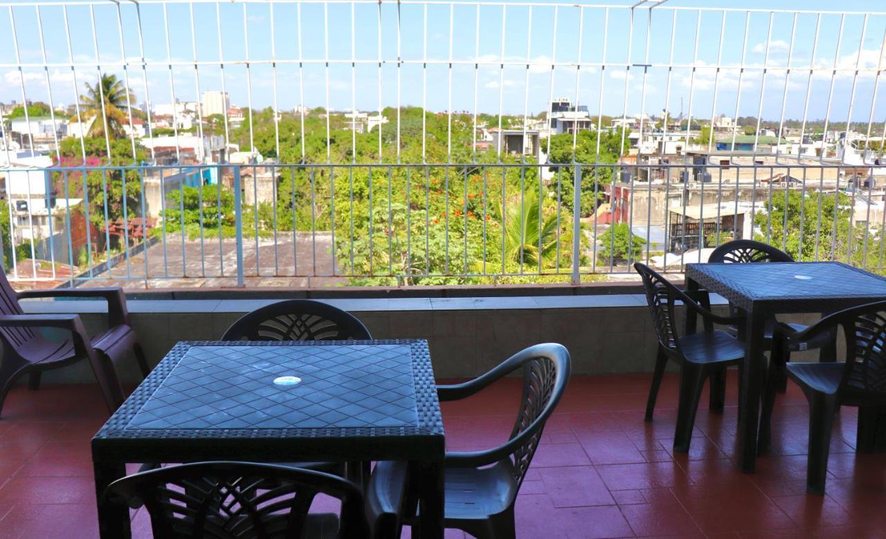 Hotel Enrique II Zona Colonial Vista Al Malecon サントドミンゴ エクステリア 写真