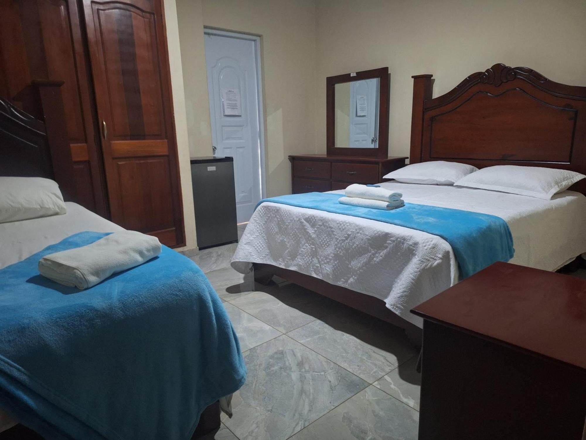 Hotel Enrique II Zona Colonial Vista Al Malecon サントドミンゴ エクステリア 写真